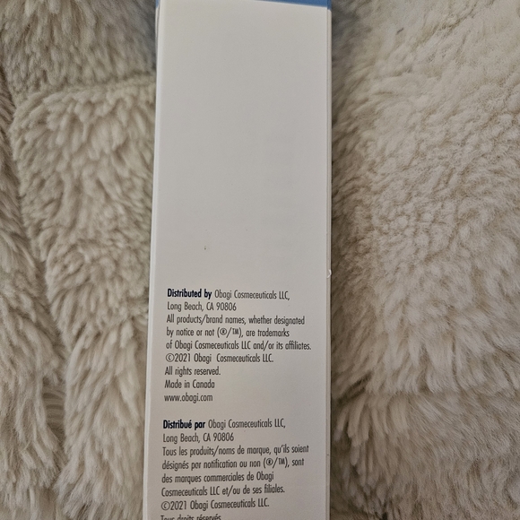 Obagi Kinetin+ Hydrating Cream - Blue, White, and Cream Packaging - Picture 2 of 6